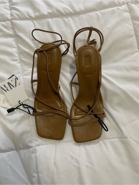 New Zara Heels Size 6 1/2
